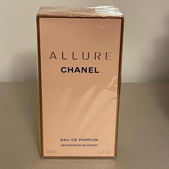 Chanel Allure Fragrance - Picture 8 of 9